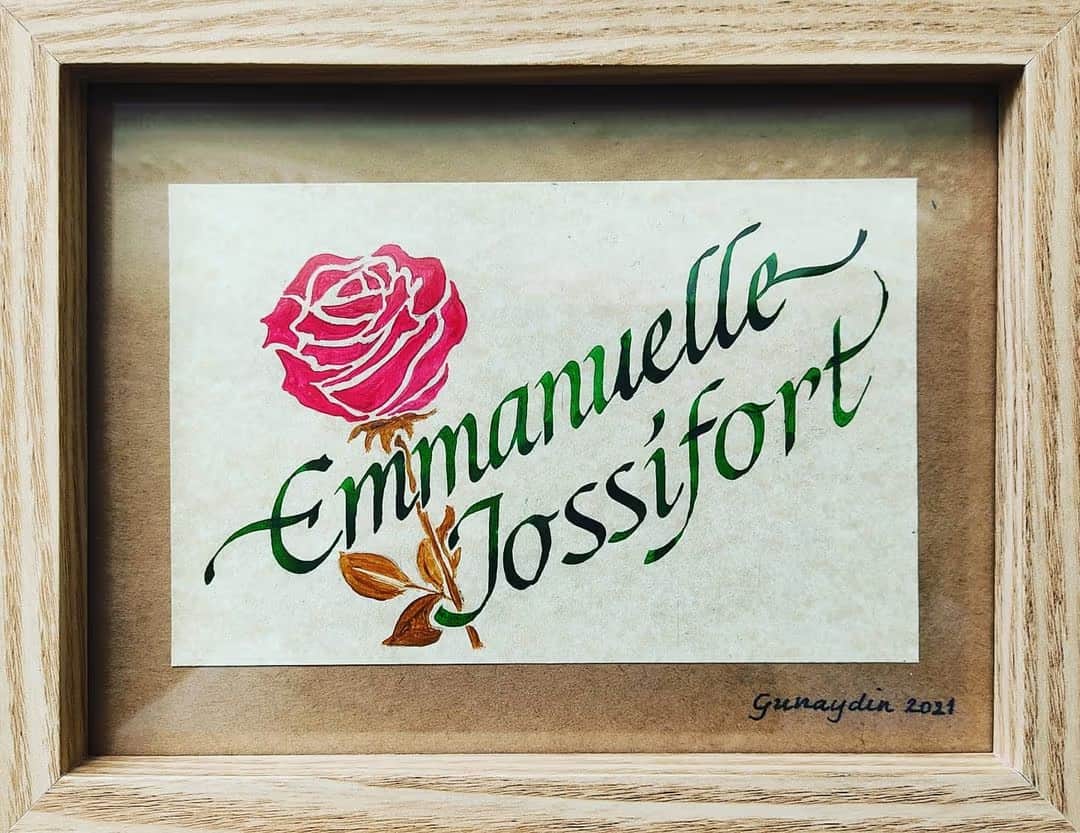 Échantillon calligraphié